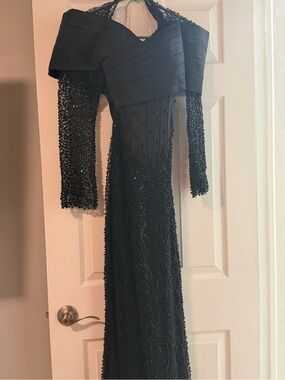Elegant Black Long-Sleeve Beaded Evening Dress